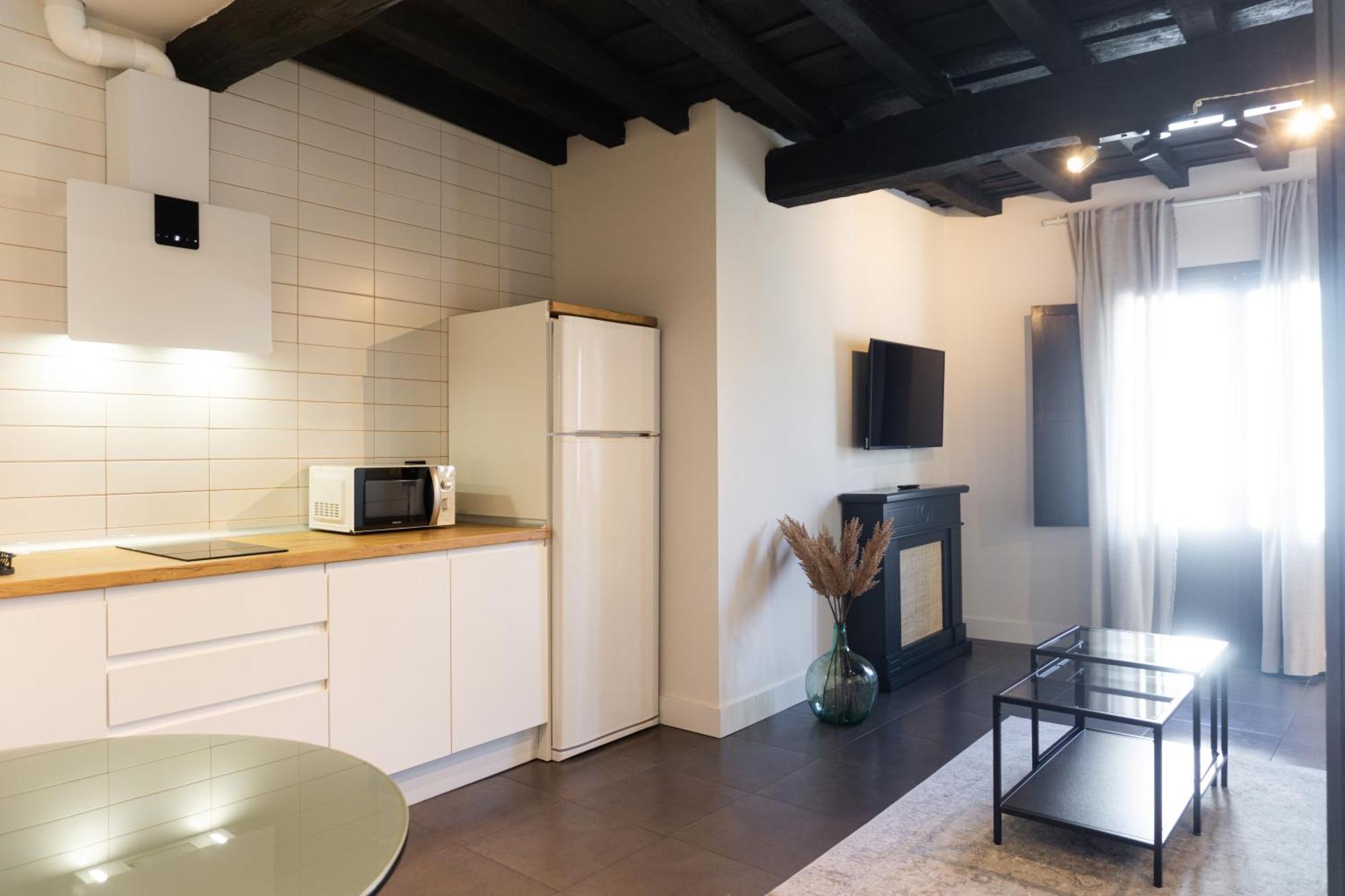 La Antigua Fonda Relator Apartment Hervas Exterior photo