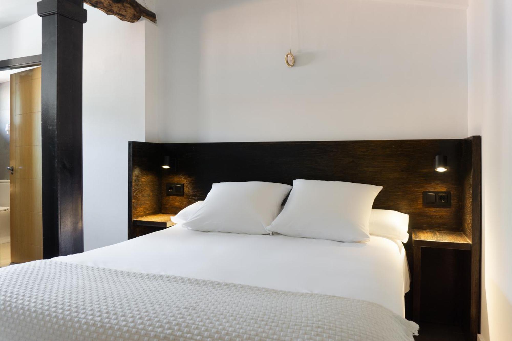 La Antigua Fonda Relator Apartment Hervas Exterior photo